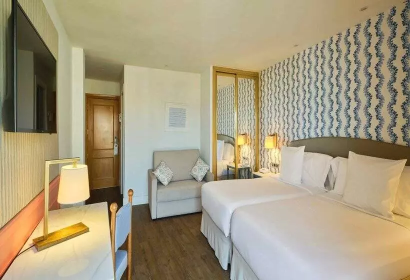 اتاق استاندارد سه نفره, Fenix Torremolinos  Adults Only Recommended