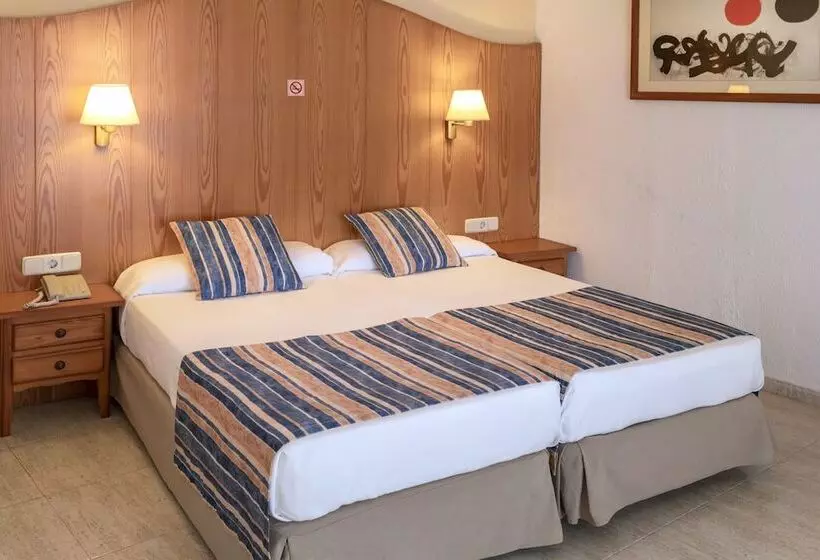 اتاق استاندارد یک نفره, Ght Neptuno Tossa & Venus Spa
