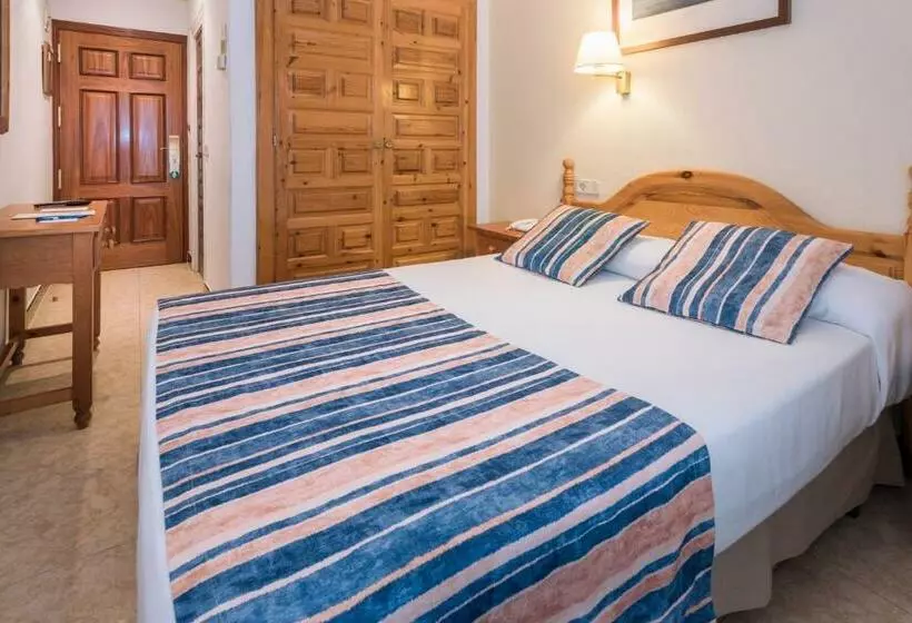 اتاق استاندارد با بالکن, Ght Neptuno Tossa & Venus Spa