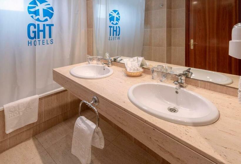 חדר סטנדרט לשלושה, Ght Neptuno Tossa & Venus Spa