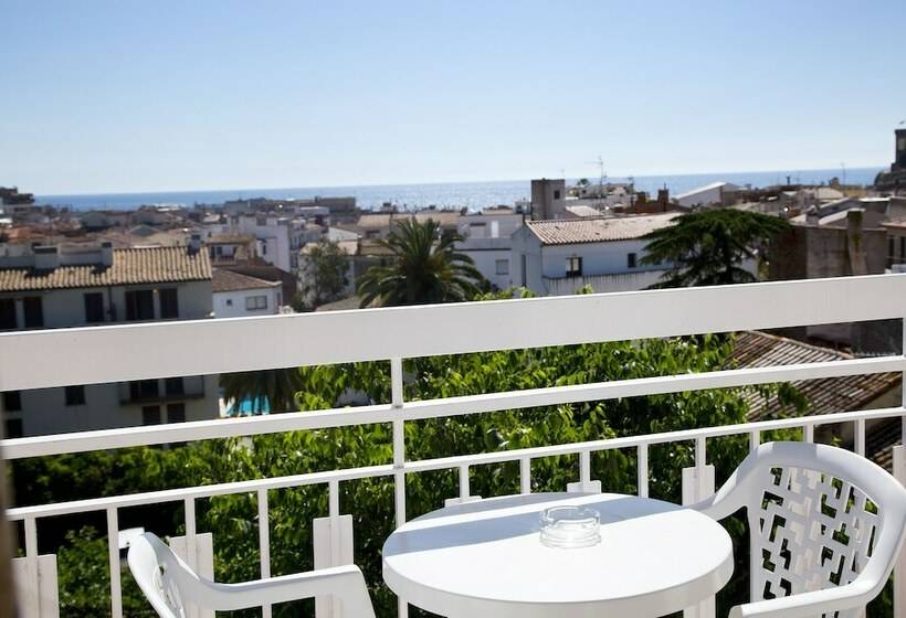 スタンダードトリプルルーム, Ght Neptuno Tossa & Venus Spa