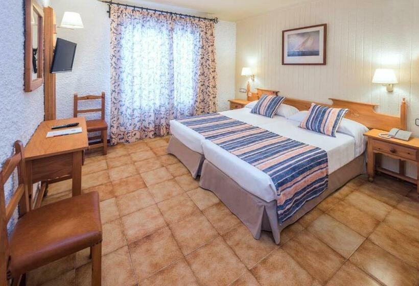 プールビュースタンダードルーム, Ght Neptuno Tossa & Venus Spa