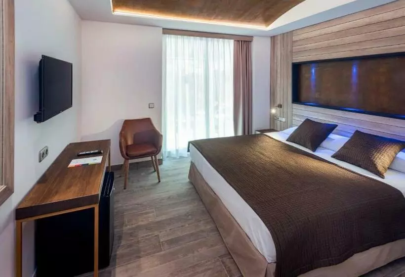 اتاق سوپریور, Ght Neptuno Tossa & Venus Spa