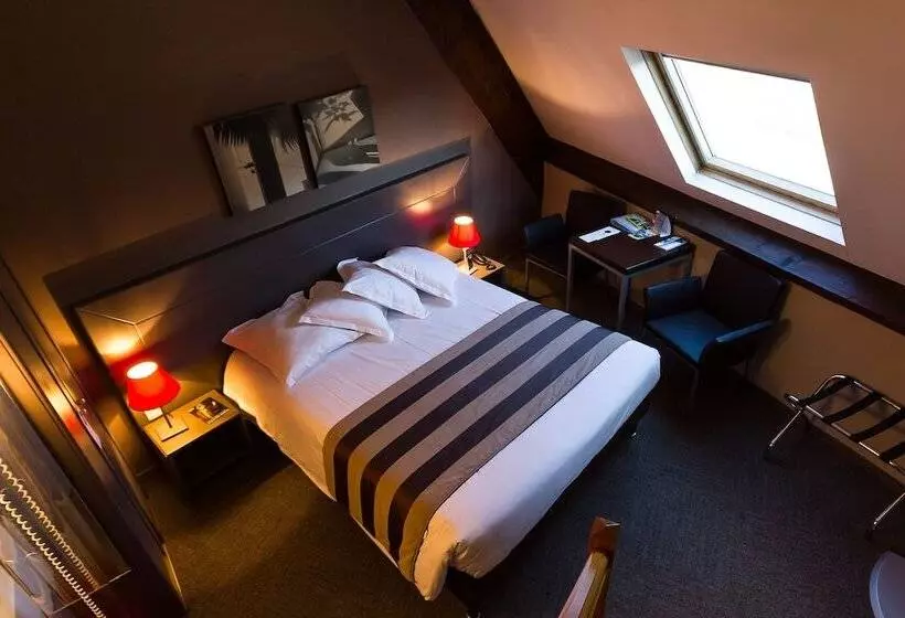 スタンダードトリプルルーム, Hôtel Le Cervolan