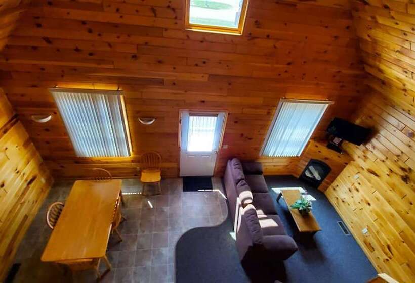 3ベッドルームハウス, Jasper Ridge Inn Ishpeming