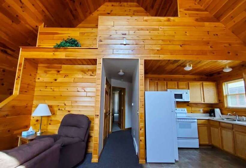 2ベッドルームハウス, Jasper Ridge Inn Ishpeming