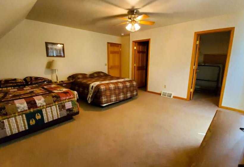 3ベッドルームハウス, Jasper Ridge Inn Ishpeming