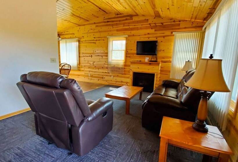 침실 3개 주택, Jasper Ridge Inn Ishpeming