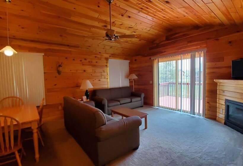 침실 2개 주택, Jasper Ridge Inn Ishpeming