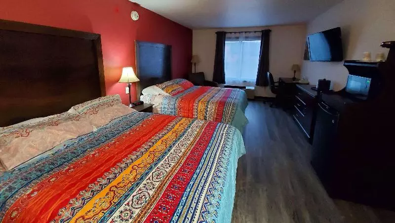 クイーンサイズベッドのスタンダードルーム, Jasper Ridge Inn Ishpeming