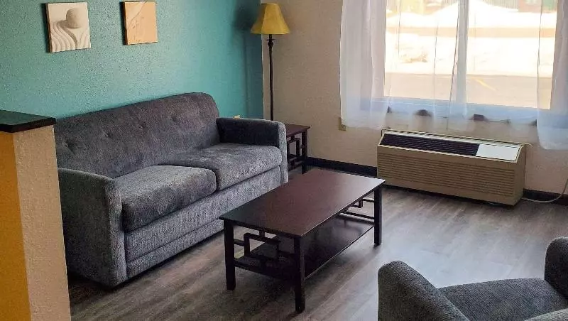 キングサイズベッドのスイートルーム, Jasper Ridge Inn Ishpeming