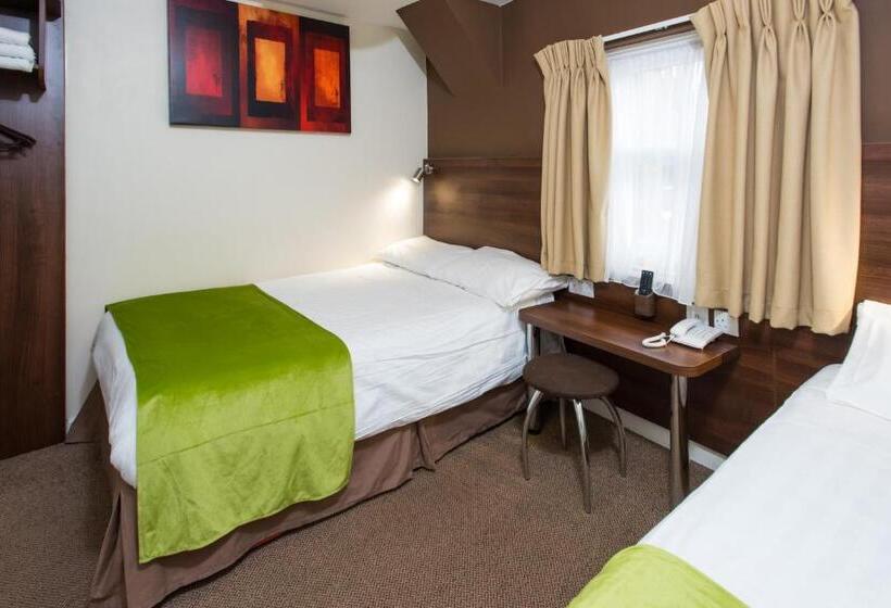 Номер Стандарт Трехместный, Marble Arch Inn