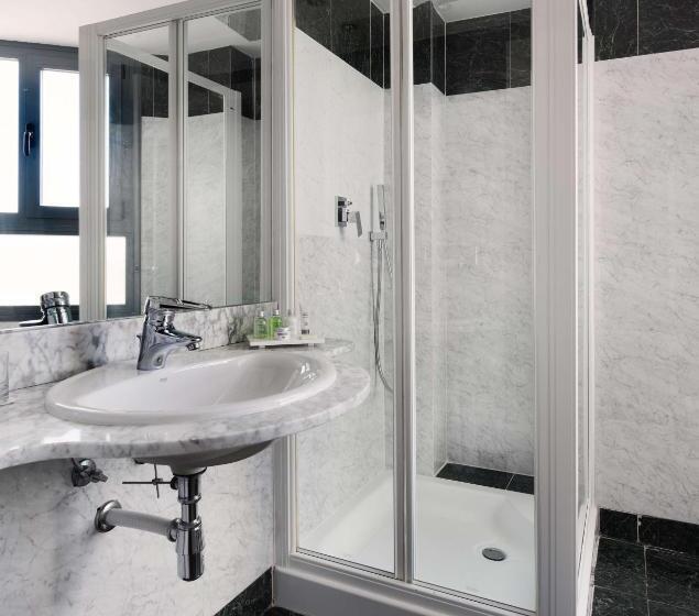 غرفة سوبيريور, NH Valencia Las Artes