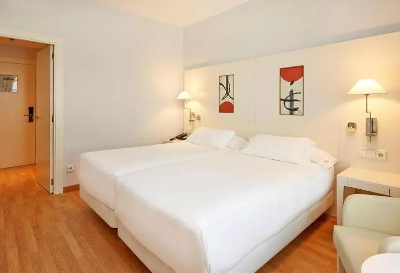 اتاق استاندارد تودرتو, NH Valencia Las Artes