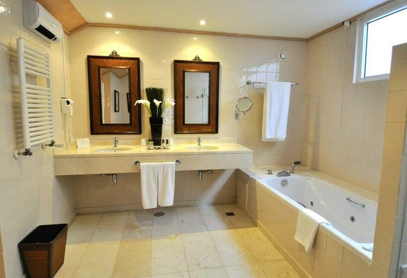 سوییت, Pateo Dos Solares Charm