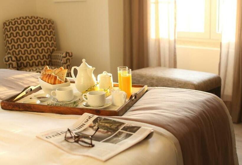 سوییت, Pateo Dos Solares Charm