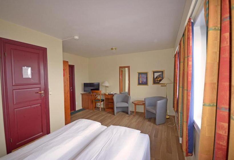 스탠다드 트리플 룸, Reisafjord