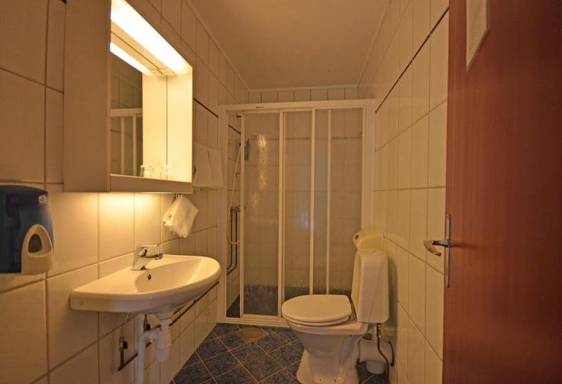 스탠다드 싱글 룸, Reisafjord