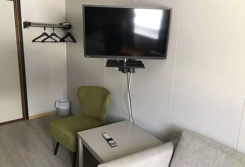 اتاق استاندارد یک نفره, Reisafjord