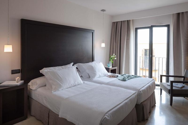 اتاق استاندارد, Rey Alfonso X