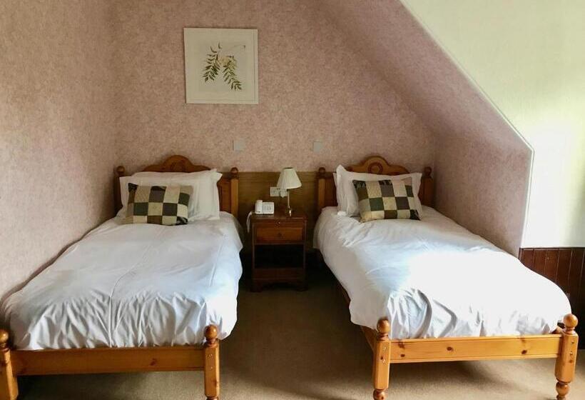 标准间, Dalrachney Lodge