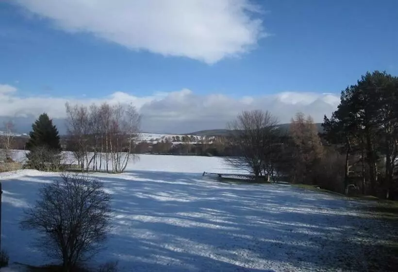 Superior-huone King-vuode, Dalrachney Lodge