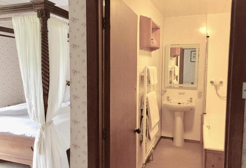 غرفة سوبيريور سرير كينج, Dalrachney Lodge