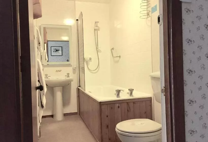Superior-huone King-vuode, Dalrachney Lodge