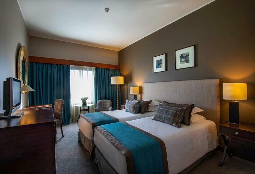 غرفة سوبيريور, Santarem