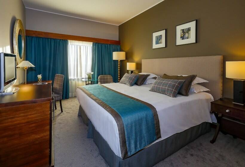 غرفة سوبيريور, Santarem