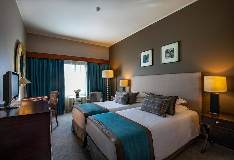 غرفة سوبيريور, Santarem