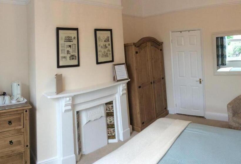 اتاق استاندارد با تخت بزرگ, The Aidan Guest House