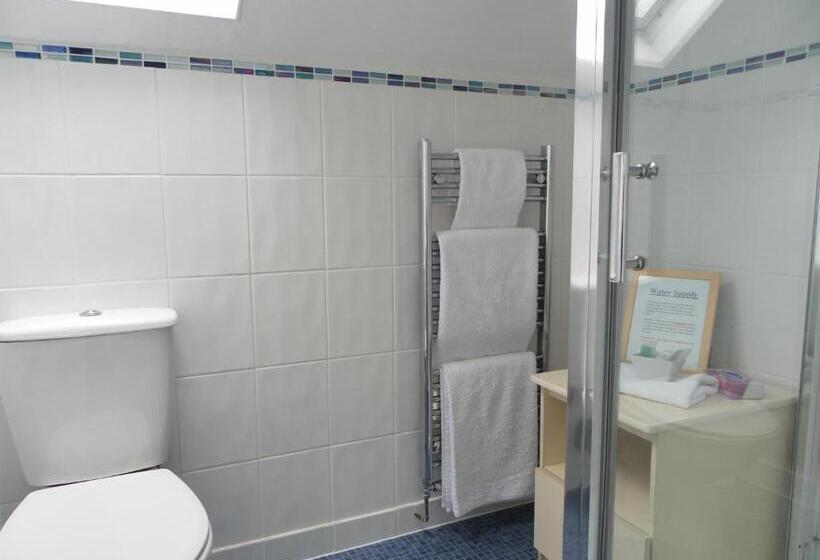 家庭间, The Aidan Guest House