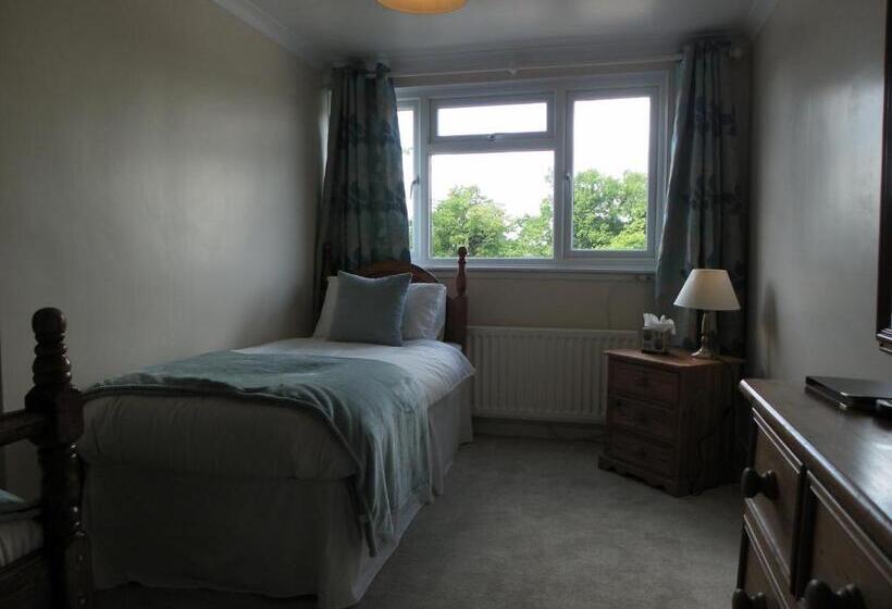 家庭间, The Aidan Guest House