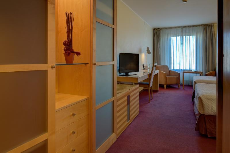 اتاق استاندارد, Vip Executive Entrecampos Hotel & Conference