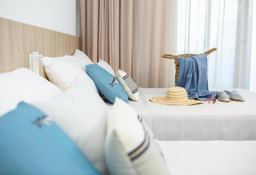 غرفة سوبيريور مطلّة علي البحر, Rvhotels Ametlla Mar