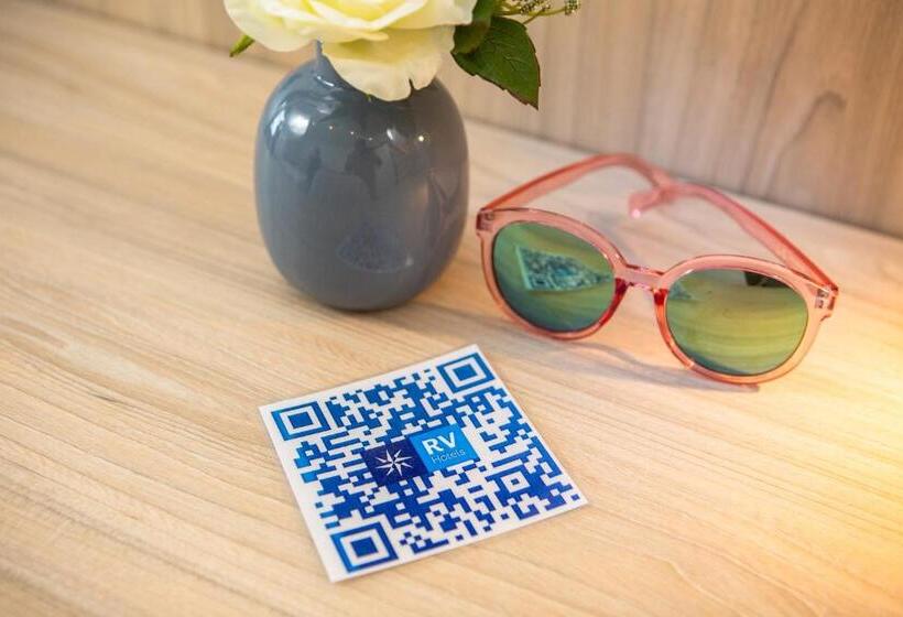 غرفة سوبيريور مطلّة علي البحر, Rvhotels Ametlla Mar