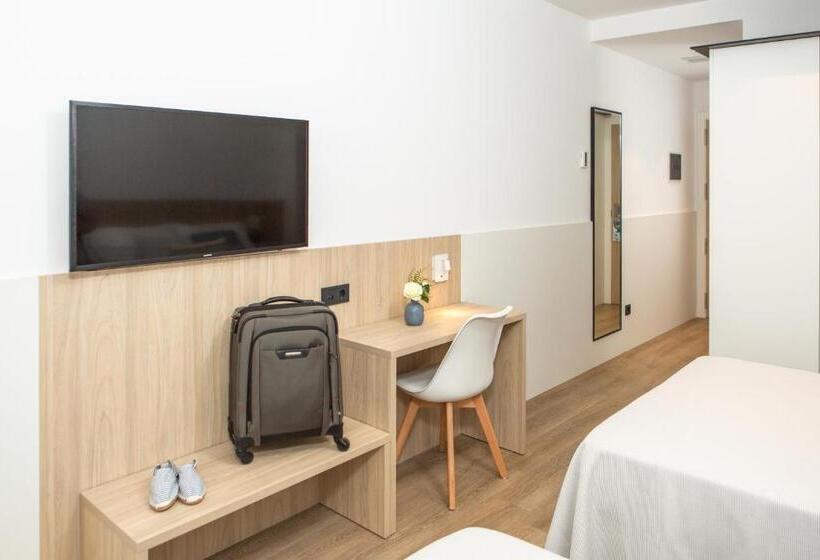 غرفة سوبيريور مطلّة علي البحر, Rvhotels Ametlla Mar