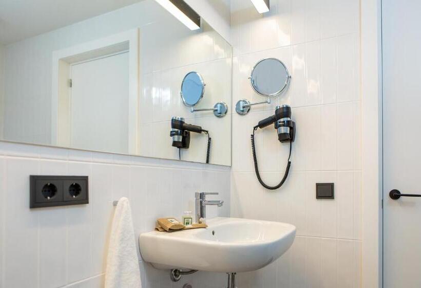 غرفة سوبيريور عائلية مطلة على البحر, Rvhotels Ametlla Mar