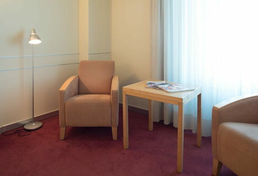 اتاق استاندارد, Vip Executive Entrecampos Hotel & Conference