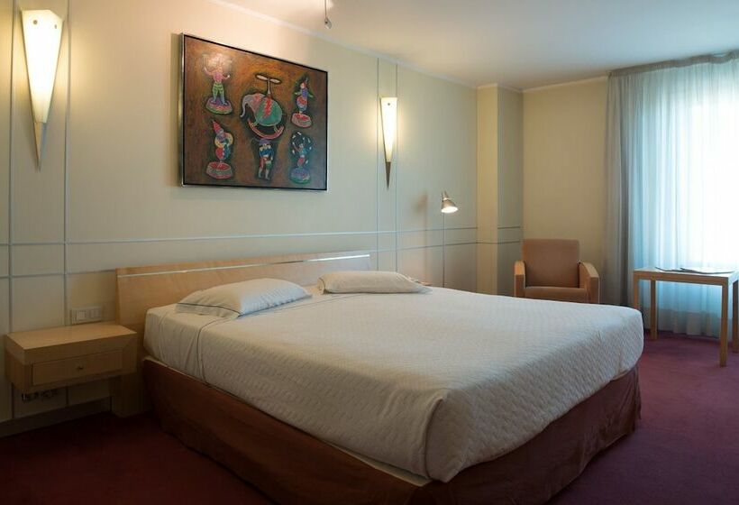 اتاق استاندارد, Vip Executive Entrecampos Hotel & Conference