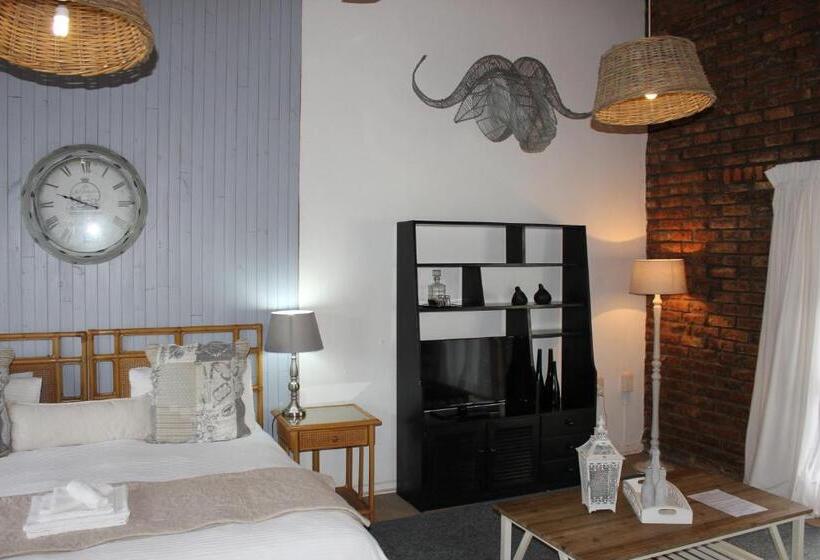 Номер Стандарт, The Sabie Town House Guest Lodge