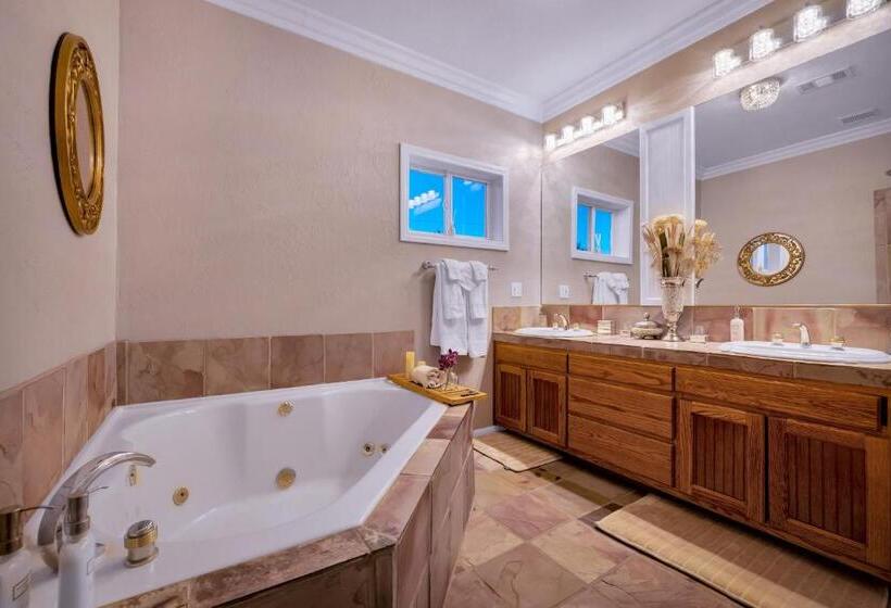 자쿠지 스위트, Quiet Mind Mountain Lodge, Retreat & Spa