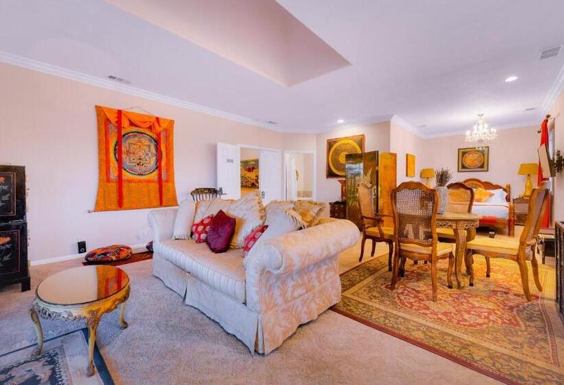 자쿠지 스위트, Quiet Mind Mountain Lodge, Retreat & Spa