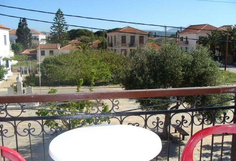 חדר סטנדרט, Aris