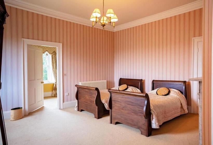 Habitació Familiar Deluxe, Netley Hall