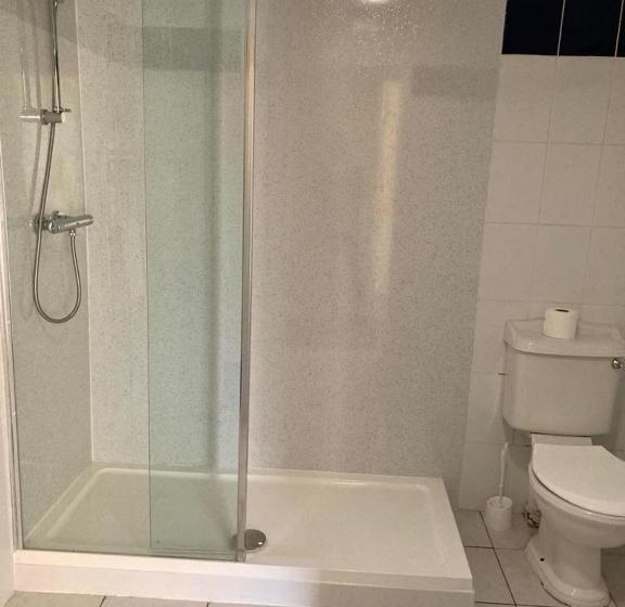 Casa 2 Dormitoris, Netley Hall