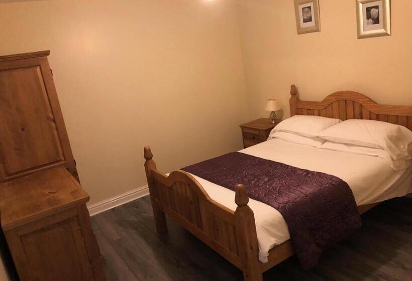 Casa 2 Dormitoris, Netley Hall