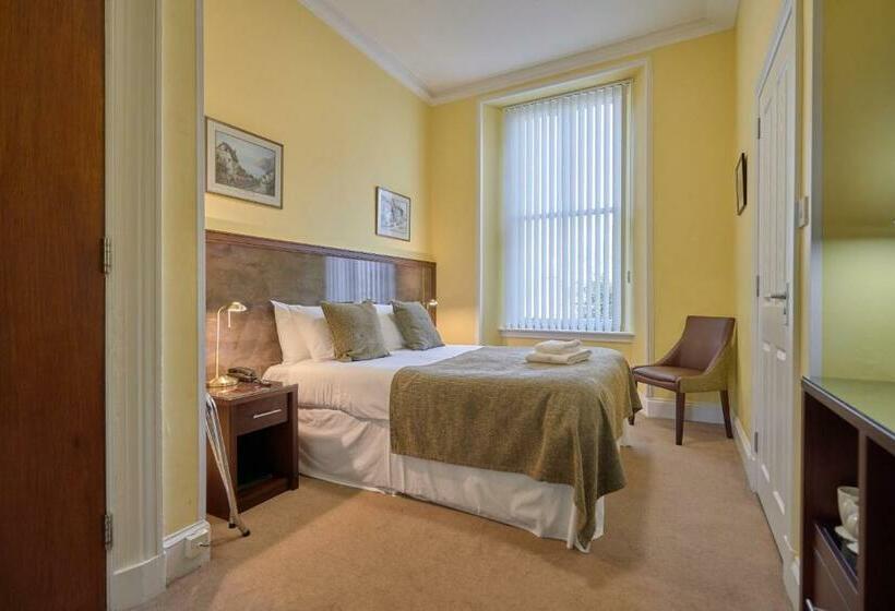 غرفة قياسية, Strathness House