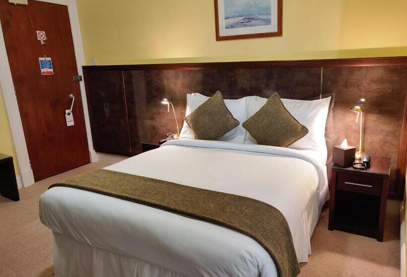 غرفة قياسية, Strathness House